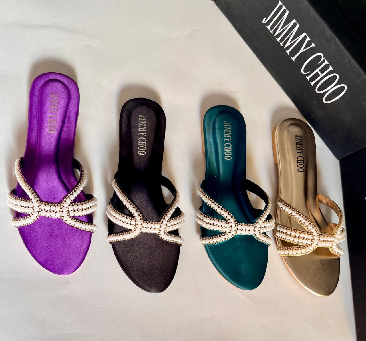 JIMMYCHOO PEARLS (FLAT)
with brand box